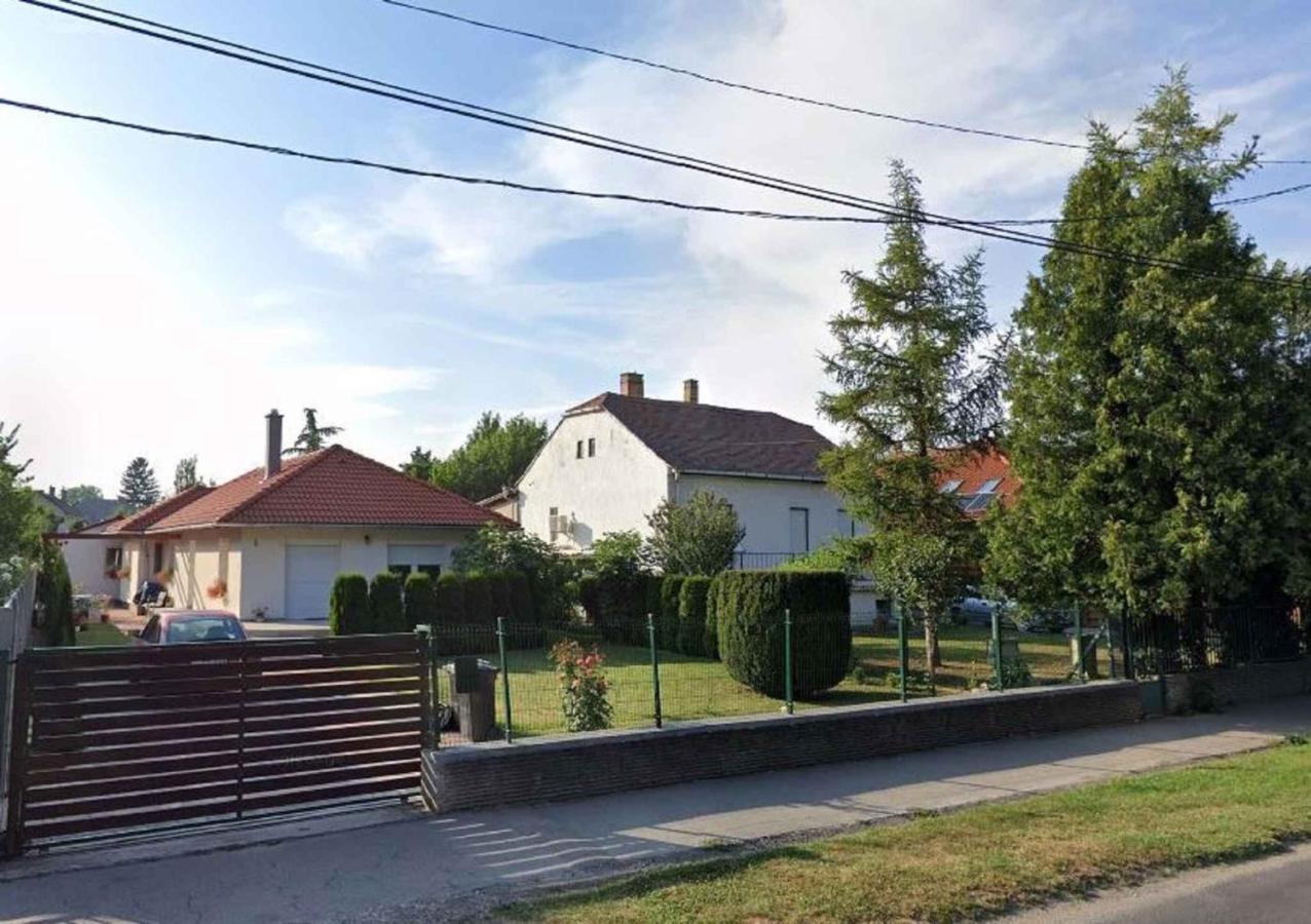 Holiday Home In Keszthely/Balaton 39648 Exteriör bild